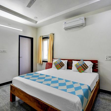 Oyo Home Msr Guest Inn Homestay 넬로르 외부 사진